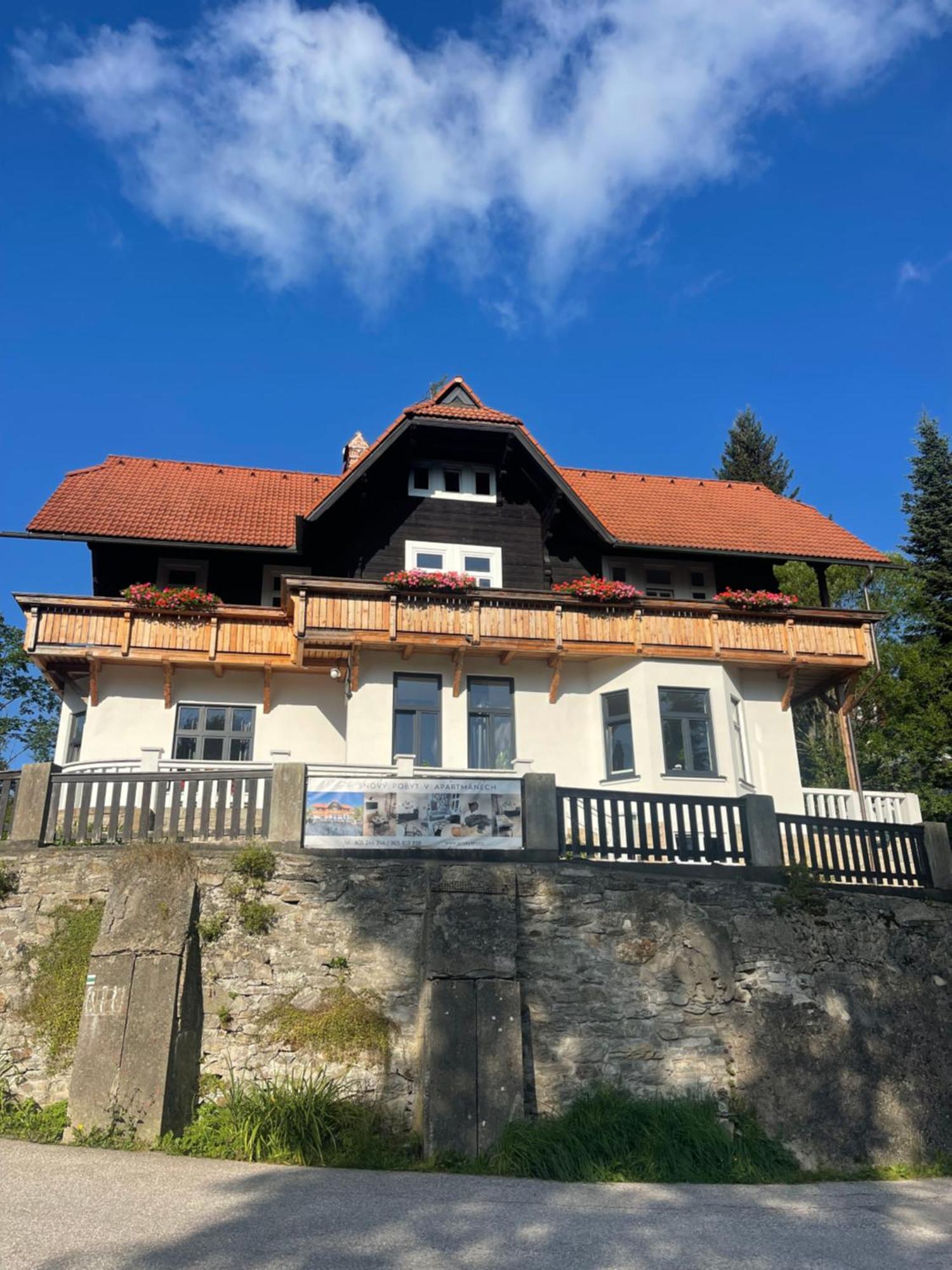 Apartmanovy Dum Jansky Sen Janske Lazne Exterior foto